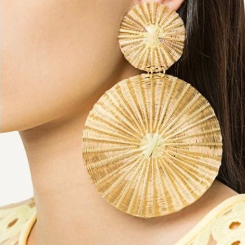 NEW MERCEDES SALAZAR OVERSIZED GOLD RAFFIA DISC STATEMENT DROP EARRINGS - Picture 2 of 8